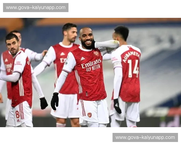 枪炮玫瑰，永不凋零：阿森纳与西布朗的绿茵往事与未来憧憬